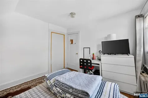 13 Sherman Place Clifton NJ 07011
