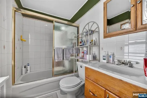 13 Sherman Place Clifton NJ 07011