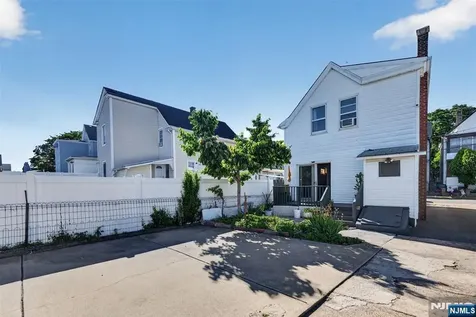 13 Sherman Place Clifton NJ 07011