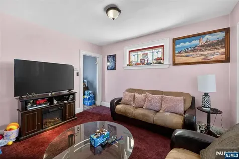 13 Sherman Place Clifton NJ 07011
