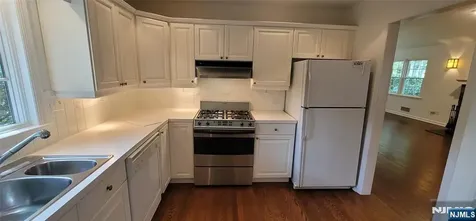 437 Summit Street Ridgewood NJ 07450