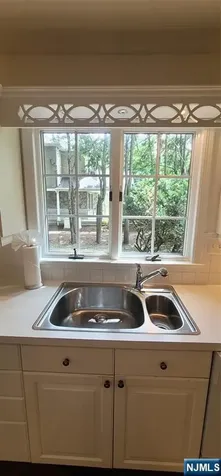 437 Summit Street Ridgewood NJ 07450