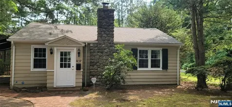 437 Summit Street Ridgewood NJ 07450
