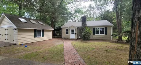 437 Summit Street Ridgewood NJ 07450