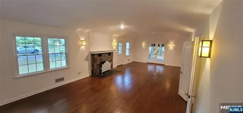437 Summit Street Ridgewood NJ 07450