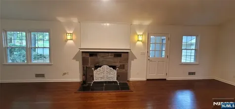 437 Summit Street Ridgewood NJ 07450