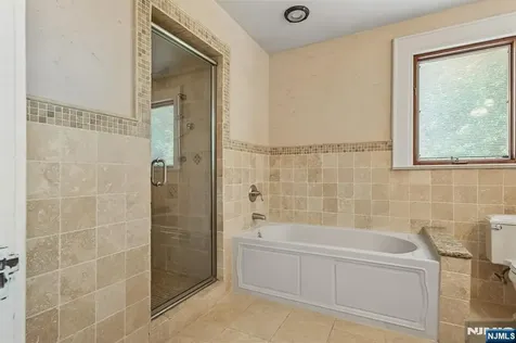 26 Ferncliff Road Bloomfield NJ 07003