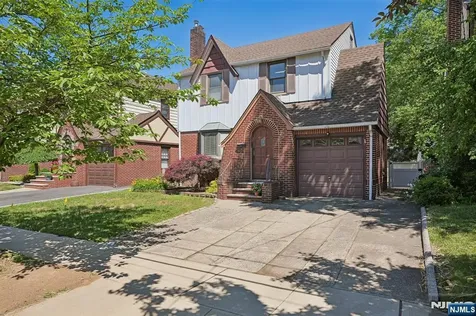 26 Ferncliff Road Bloomfield NJ 07003