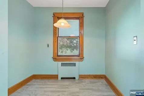 26 Ferncliff Road Bloomfield NJ 07003