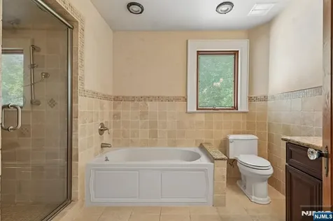 26 Ferncliff Road Bloomfield NJ 07003