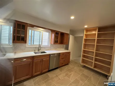 219 Cliff Street Cliffside Park NJ 07010