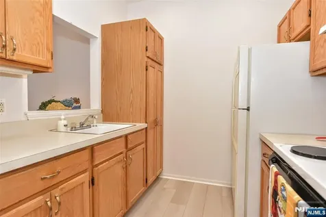 5420 Richmond Road West Milford NJ 07480