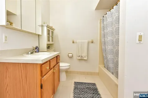 5420 Richmond Road West Milford NJ 07480