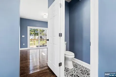 255 Garibaldi Avenue Lodi NJ 07644