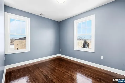 255 Garibaldi Avenue Lodi NJ 07644