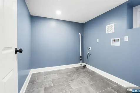 255 Garibaldi Avenue Lodi NJ 07644