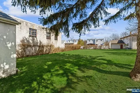 255 Garibaldi Avenue Lodi NJ 07644