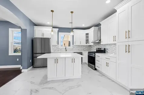 255 Garibaldi Avenue Lodi NJ 07644