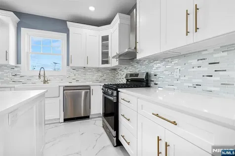 255 Garibaldi Avenue Lodi NJ 07644