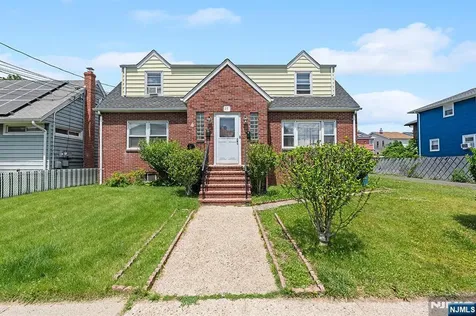 57 Devon Street North Arlington NJ 07031