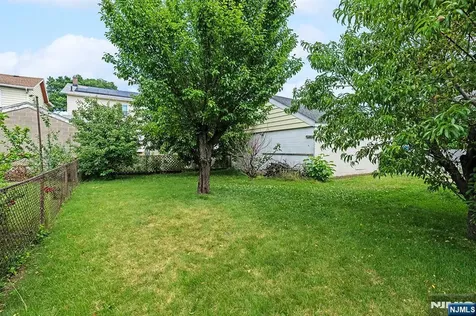 57 Devon Street North Arlington NJ 07031