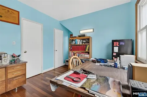 25 Cresthill Avenue Clifton NJ 07012