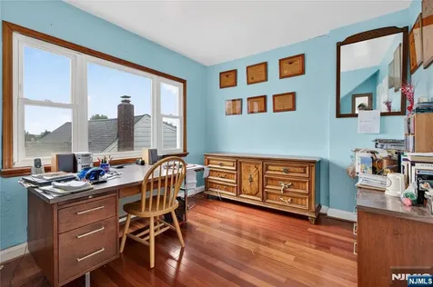 25 Cresthill Avenue Clifton NJ 07012