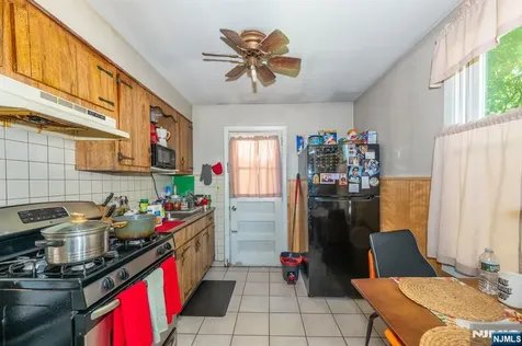 67 Stuyvesant Court Clifton NJ 07013