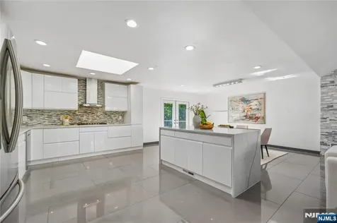 13 Munsey Road Emerson NJ 07630