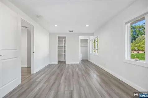 13 Munsey Road Emerson NJ 07630