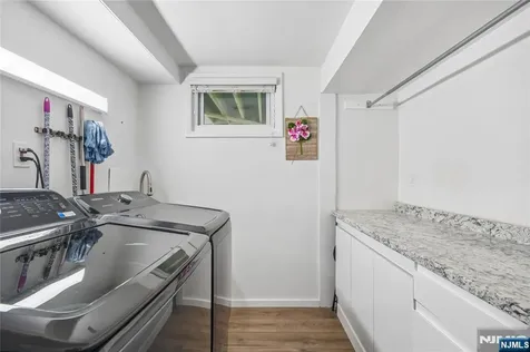13 Munsey Road Emerson NJ 07630