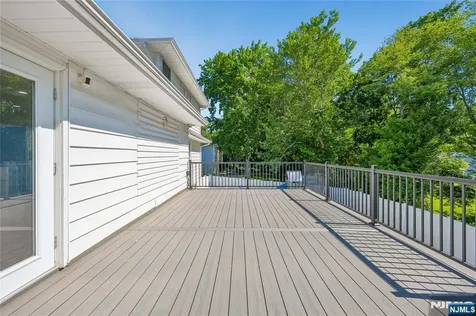 13 Munsey Road Emerson NJ 07630