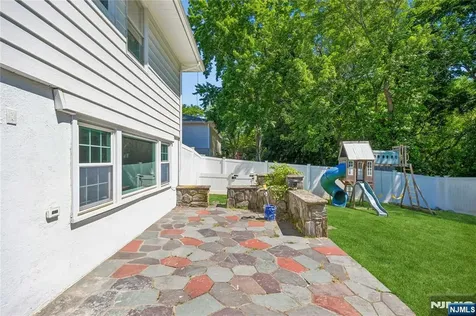 13 Munsey Road Emerson NJ 07630