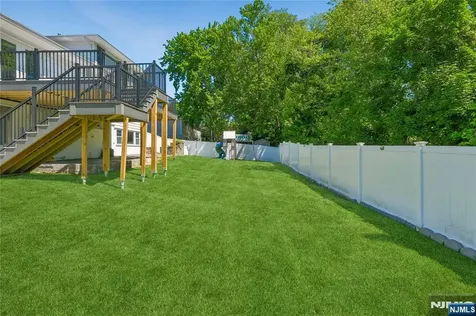 13 Munsey Road Emerson NJ 07630