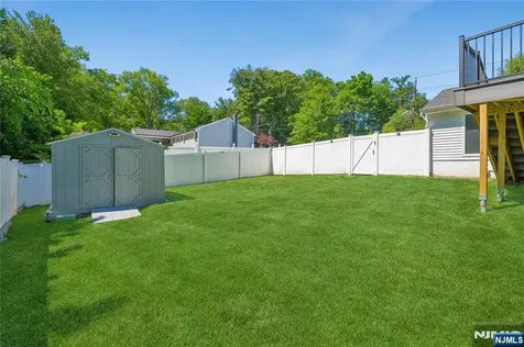 13 Munsey Road Emerson NJ 07630