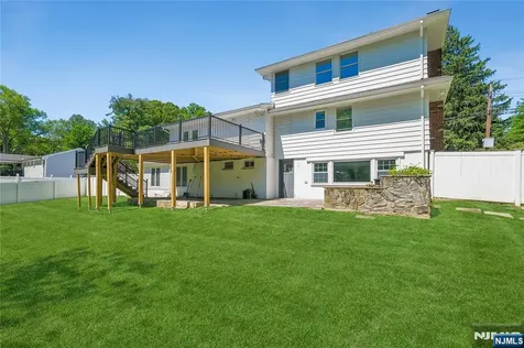 13 Munsey Road Emerson NJ 07630
