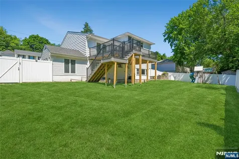 13 Munsey Road Emerson NJ 07630