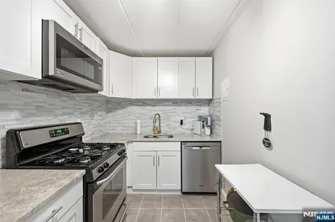 25 Jefferson Street Hackensack NJ 07601