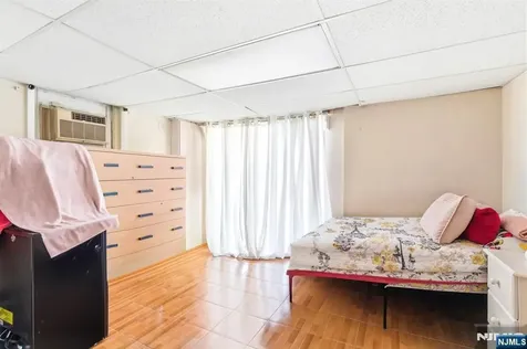 244-250 Arlington Avenue Paterson NJ 07502