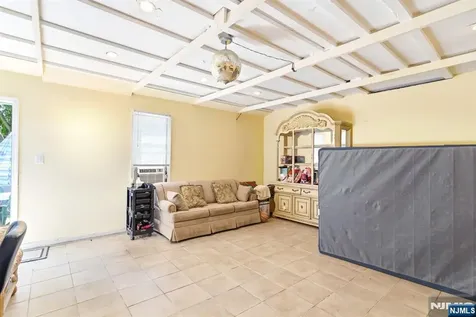 244-250 Arlington Avenue Paterson NJ 07502