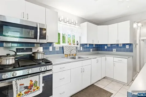 244-250 Arlington Avenue Paterson NJ 07502