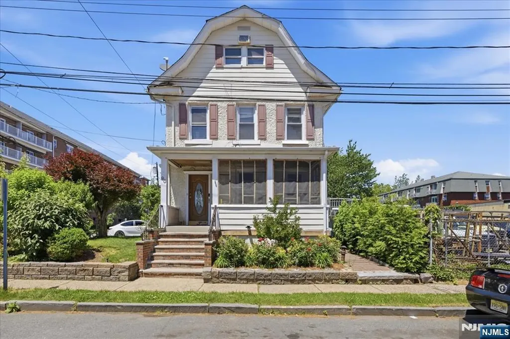 90 Dewitt Place Hackensack NJ 07601