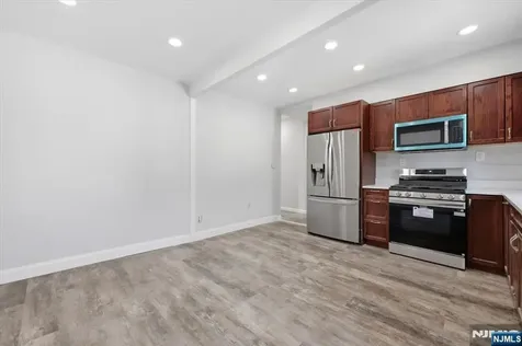 90 Dewitt Place Hackensack NJ 07601