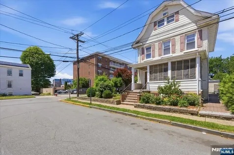 90 Dewitt Place Hackensack NJ 07601