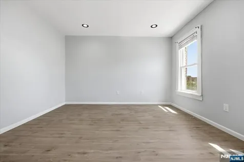 90 Dewitt Place Hackensack NJ 07601