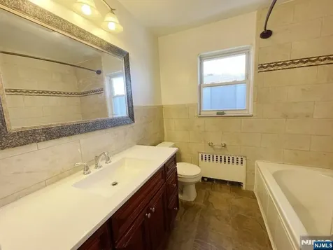218 11th Street Palisades Park NJ 07650
