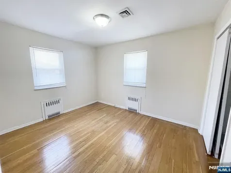 218 11th Street Palisades Park NJ 07650