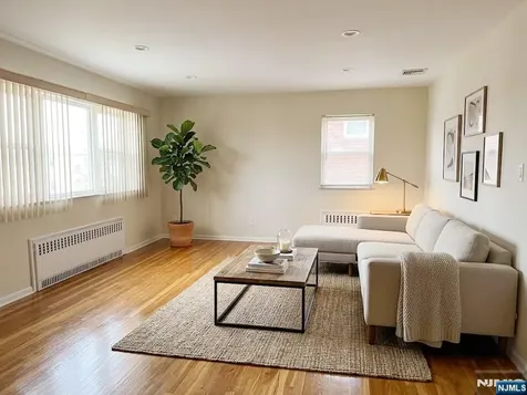 218 11th Street Palisades Park NJ 07650