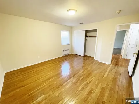 218 11th Street Palisades Park NJ 07650