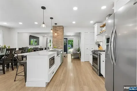 82 Vreeland Avenue Nutley NJ 07110